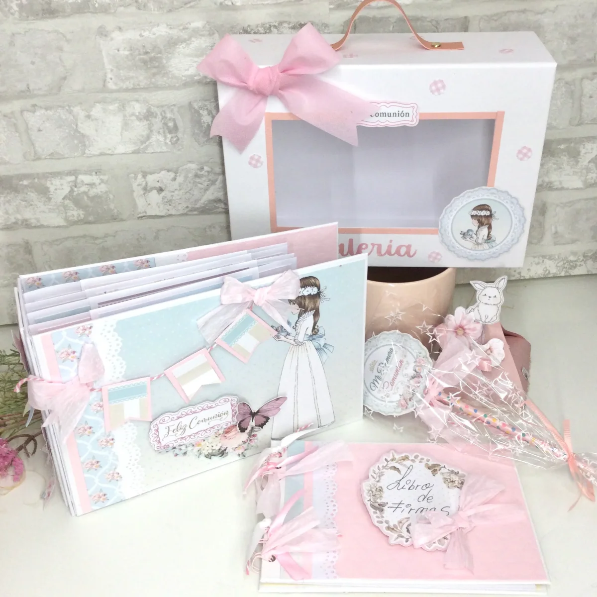 Conjunto Maleta Álbum Celeste Y Rosa Con Libro De Firmas Comunión Niña - Imagen 5