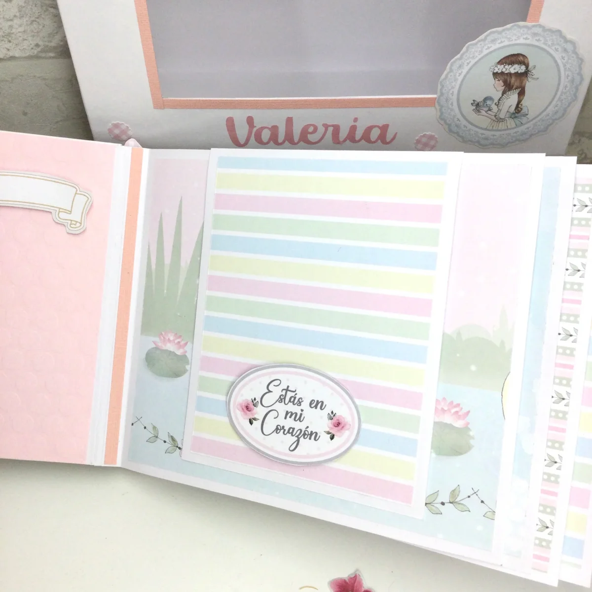 Conjunto Maleta Álbum Celeste Y Rosa Con Libro De Firmas Comunión Niña - Imagen 8